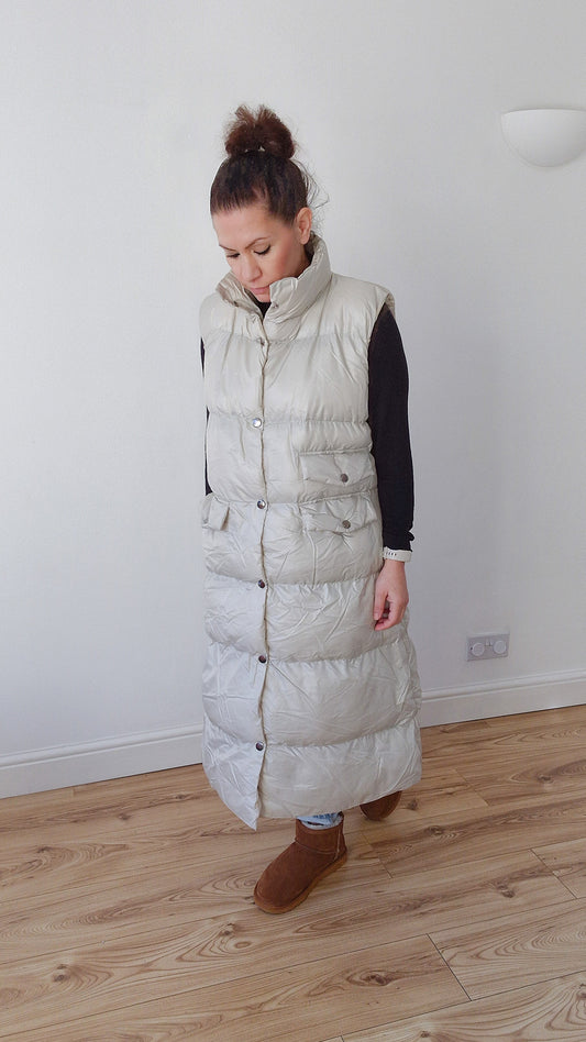 Elisa Gillet - Beige